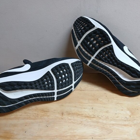 Nike Air Zoom Pegasus 39 Womens Size 7.5 Black White DH4072-001 EUC - Picture 14 of 16